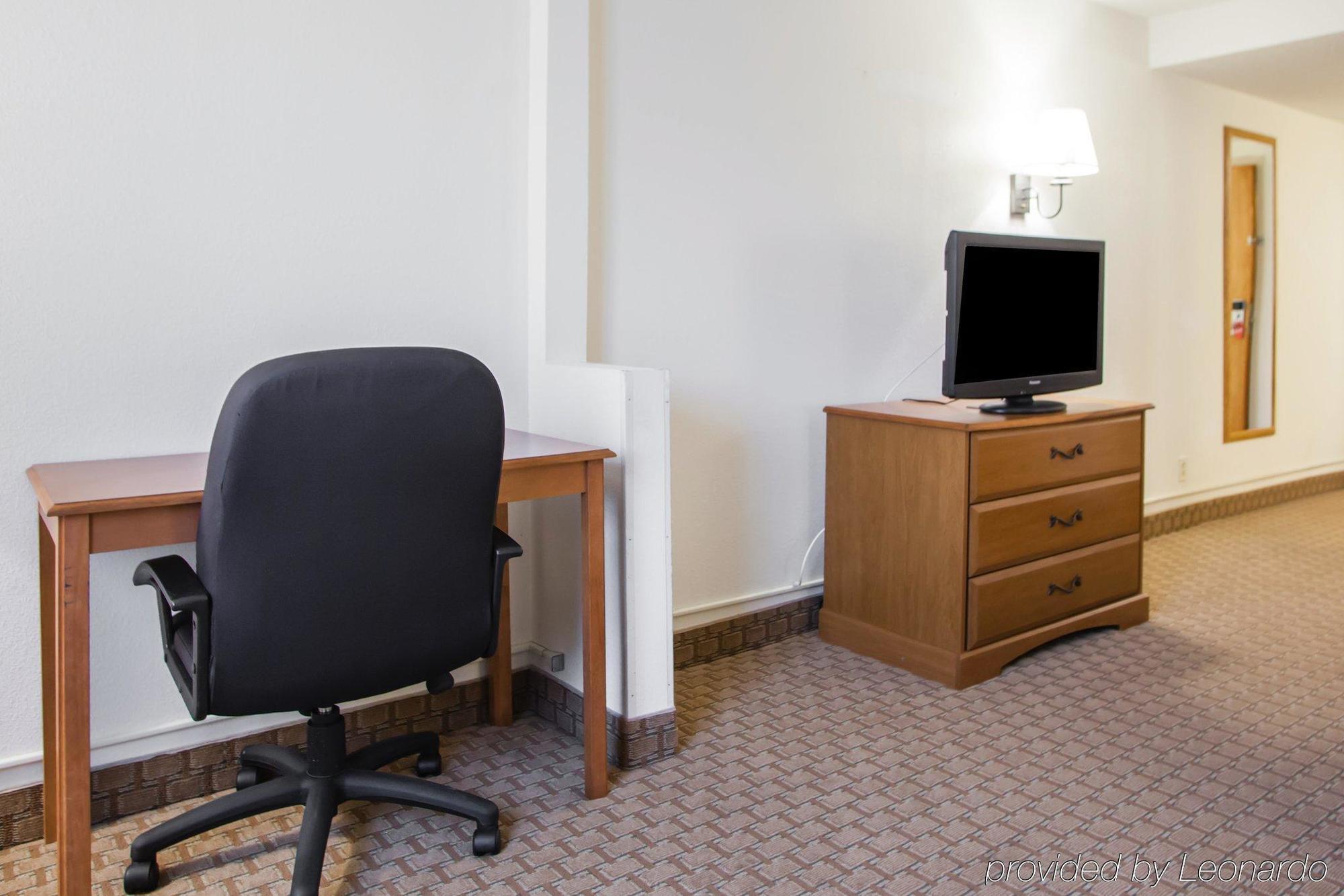 Mho Hotel Bordentown Ngoại thất bức ảnh