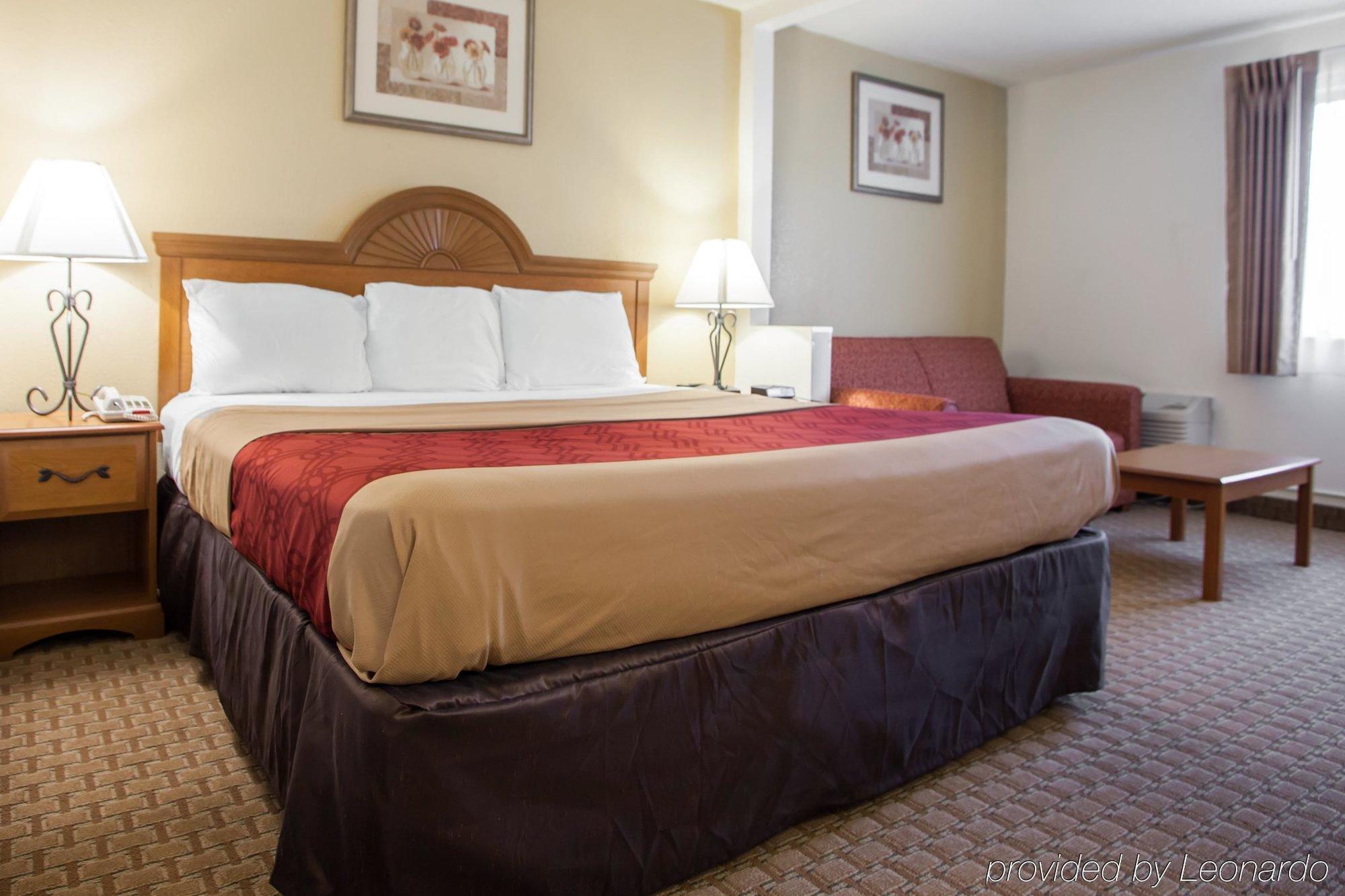 Mho Hotel Bordentown Ngoại thất bức ảnh