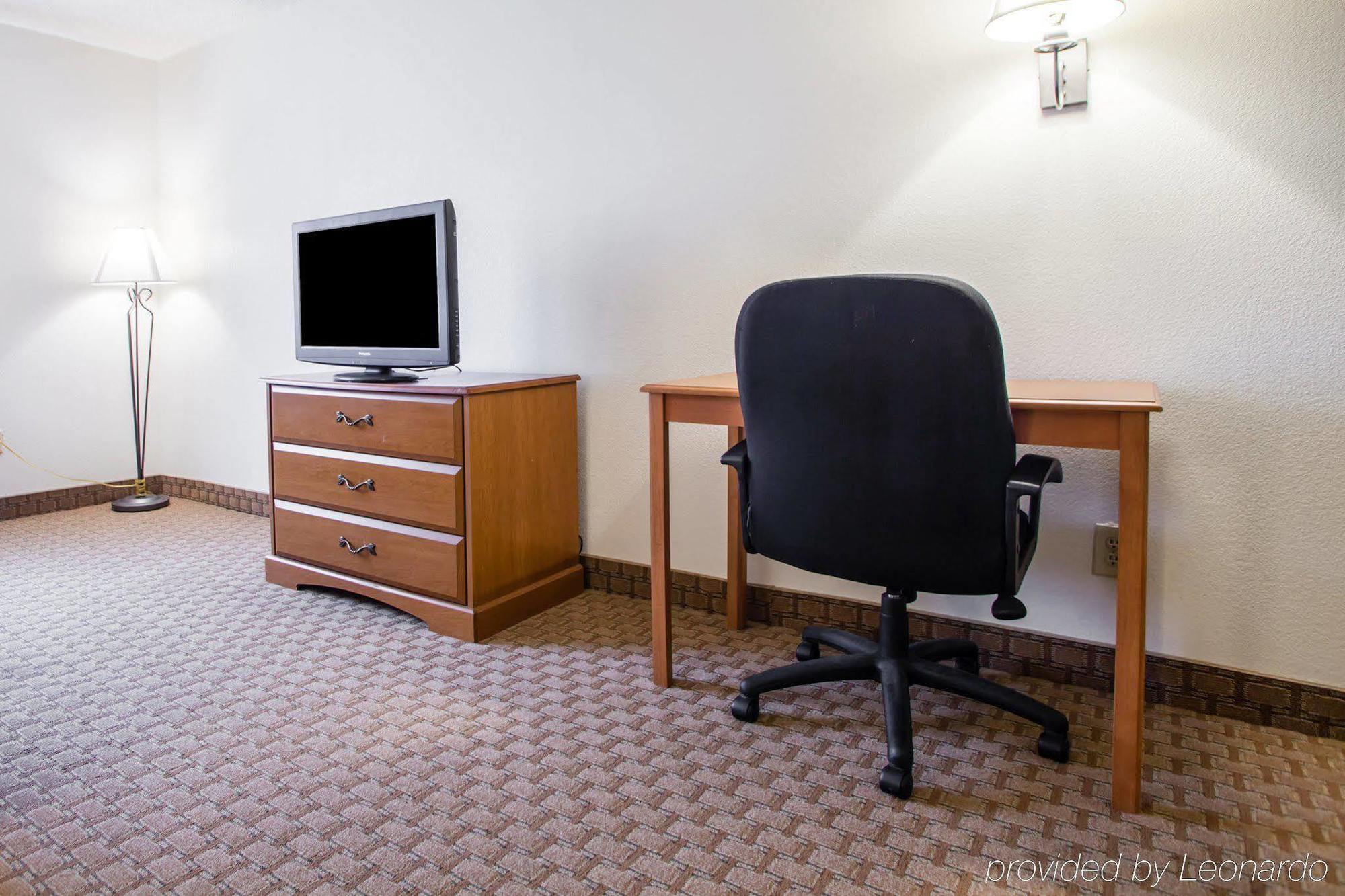 Mho Hotel Bordentown Ngoại thất bức ảnh