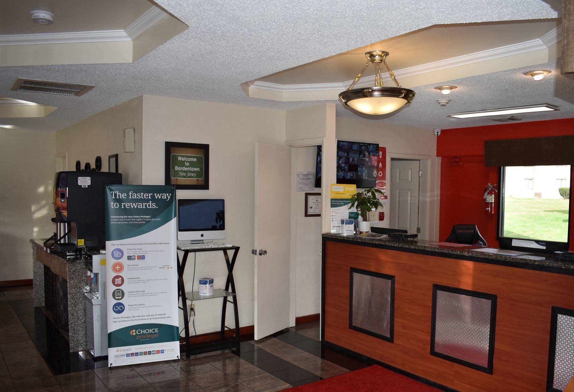 Mho Hotel Bordentown Ngoại thất bức ảnh