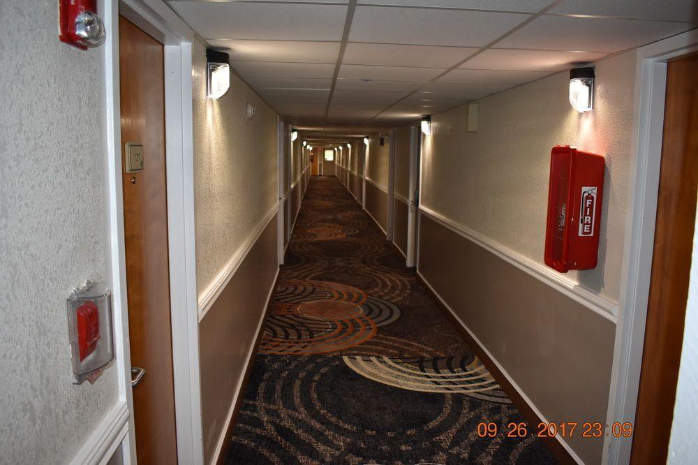 Mho Hotel Bordentown Ngoại thất bức ảnh