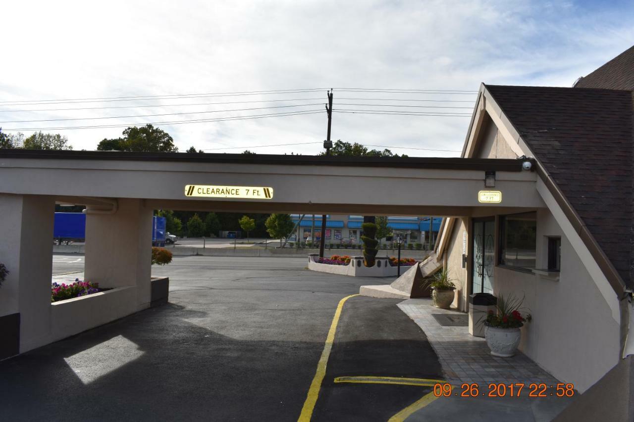 Mho Hotel Bordentown Ngoại thất bức ảnh