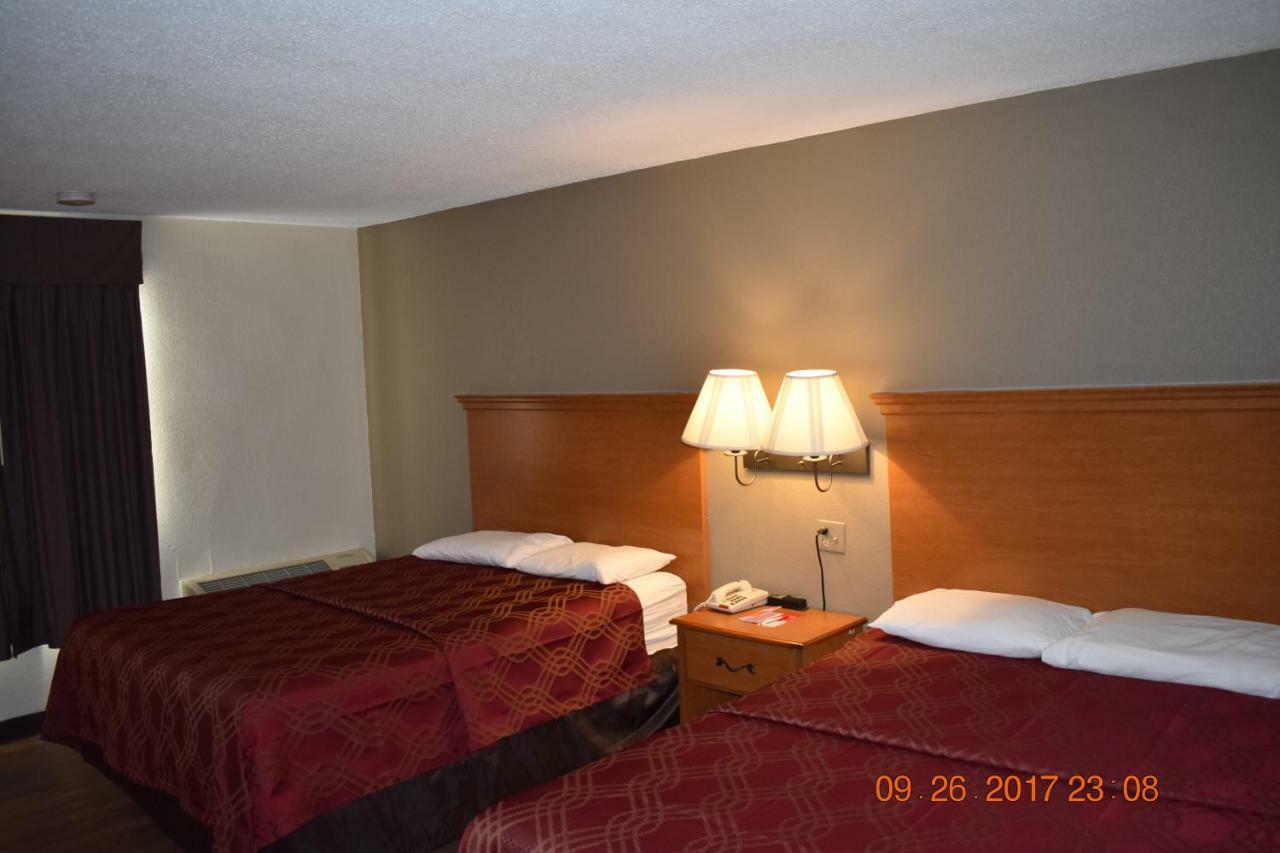 Mho Hotel Bordentown Ngoại thất bức ảnh
