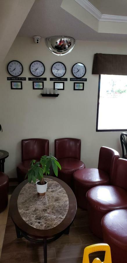 Mho Hotel Bordentown Ngoại thất bức ảnh